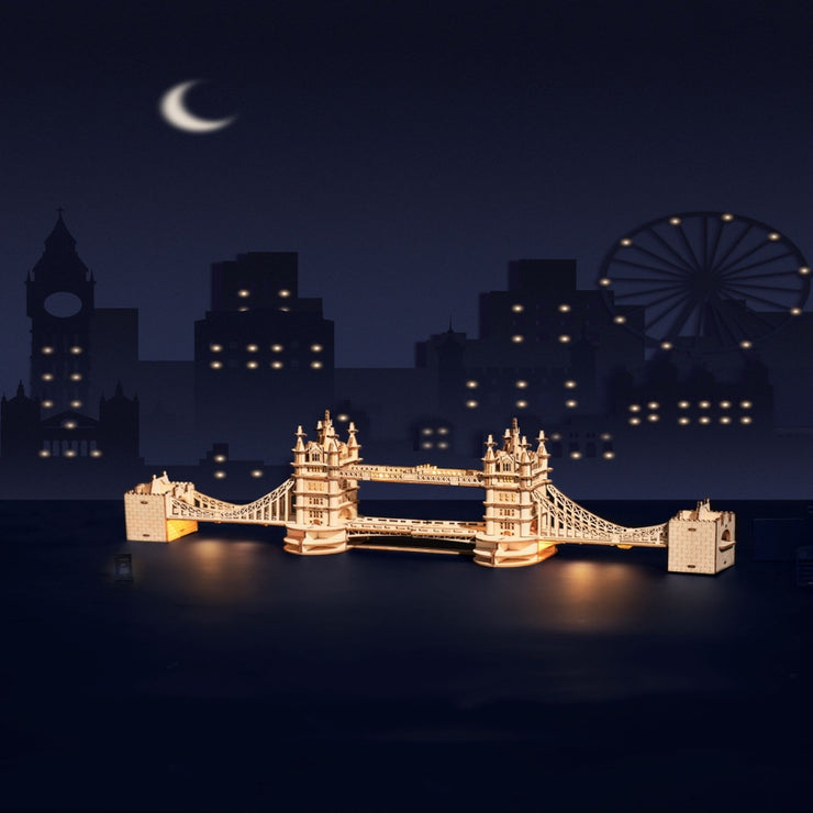 3D Wooden Puzzle: Tower Bridge with Lights